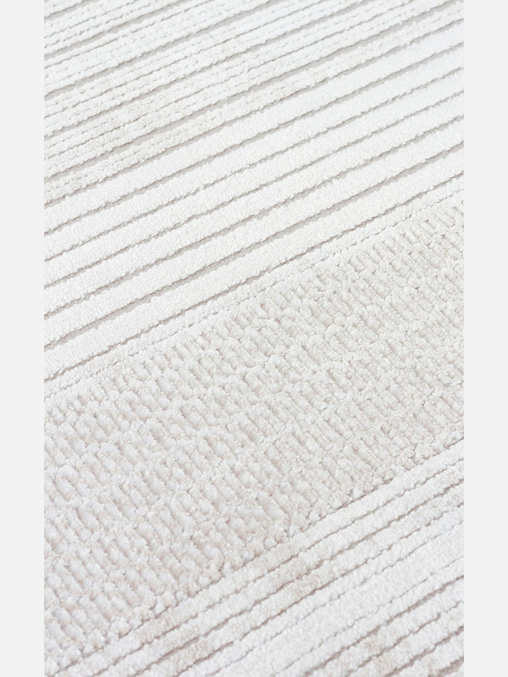 Mumbai Serisi Klasik Desenli Yüksek Kalite Sık Dokuma Parlak Salon Halısı 13 CREAM BEIGE - Carpetdocia