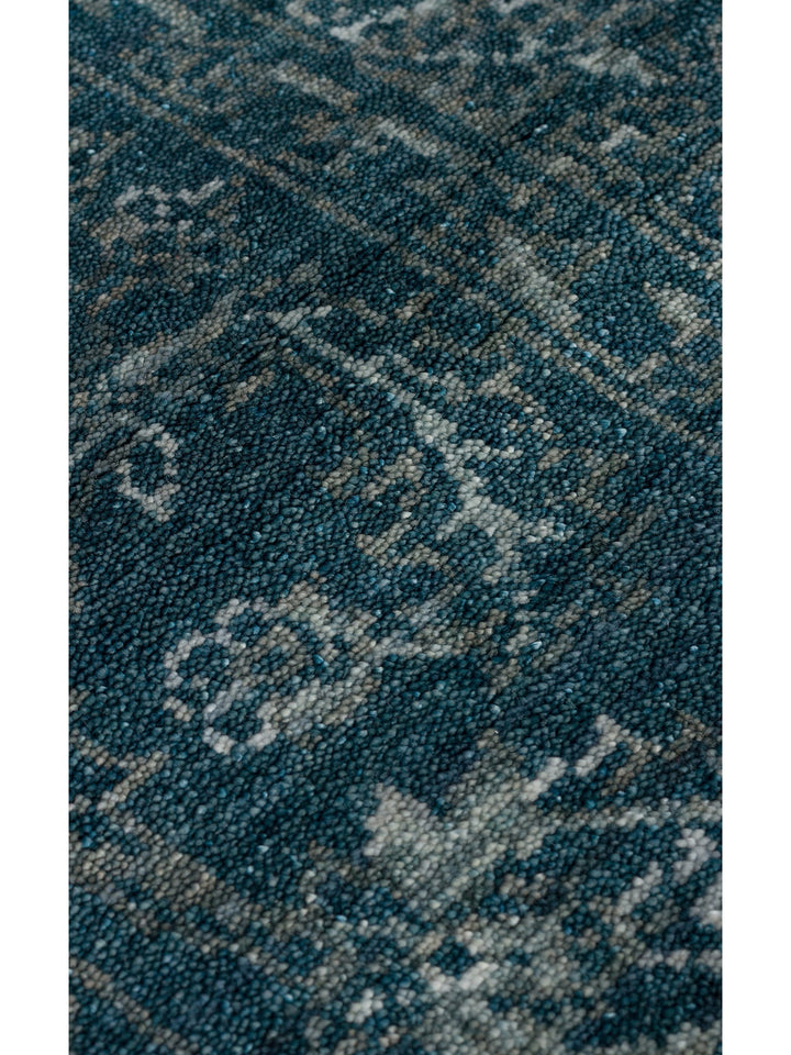 Çırağan %100 Naturel Özel Işıltılı El Emeği ile Özel Tezgahlarda Üretilen Tensel Uşak Halısı 02 NAVY - Carpetdocia